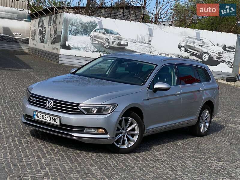 Универсал Volkswagen Passat 2015 в 