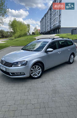Универсал Volkswagen Passat 2011 в 