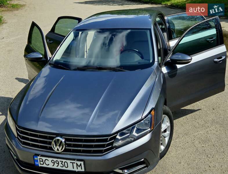 Седан Volkswagen Passat 2017 в 