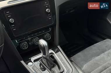 Седан Volkswagen Passat 2017 в 