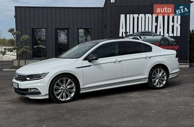 Седан Volkswagen Passat 2017 в 