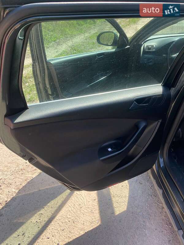 Универсал Volkswagen Passat 2006 в Ковеле