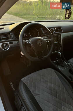 Седан Volkswagen Passat 2016 в 