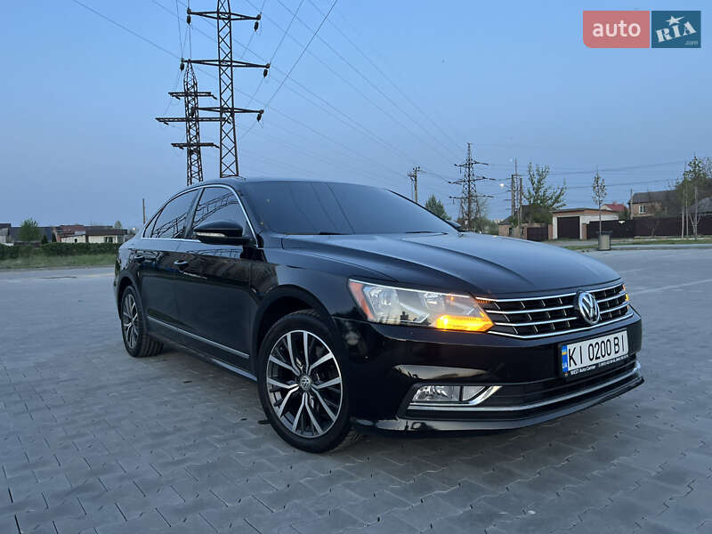 Седан Volkswagen Passat 2016 в Києві