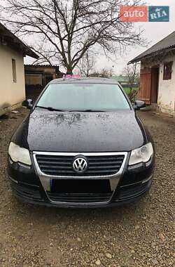 Седан Volkswagen Passat 2005 в 