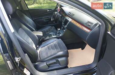Седан Volkswagen Passat 2010 в 