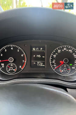Седан Volkswagen Passat 2015 в 