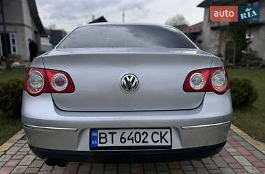 Седан Volkswagen Passat 2005 в 
