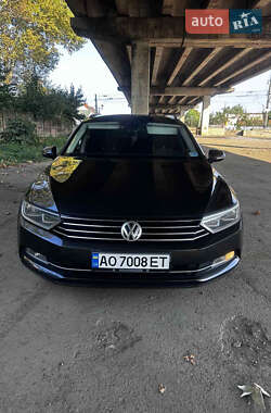Универсал Volkswagen Passat 2015 в Мукачево