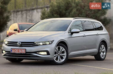 Универсал Volkswagen Passat 2020 в Ровно