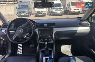 Седан Volkswagen Passat 2011 в 