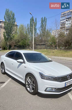 Седан Volkswagen Passat 2016 в 