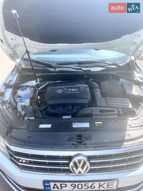 Седан Volkswagen Passat 2016 в Запоріжжі