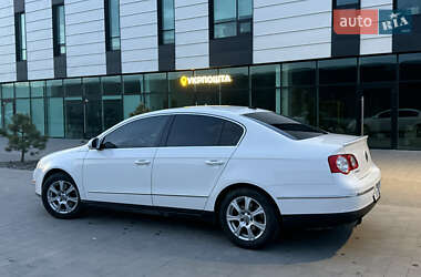 Седан Volkswagen Passat 2010 в Хмельницькому
