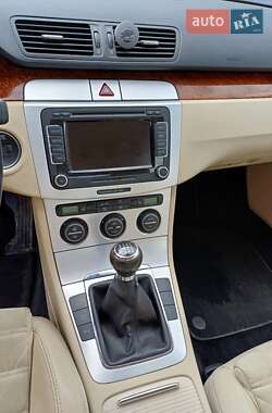 Седан Volkswagen Passat 2008 в 