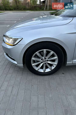 Универсал Volkswagen Passat 2017 в 