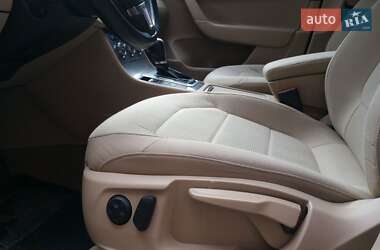 Універсал Volkswagen Passat 2014 в 