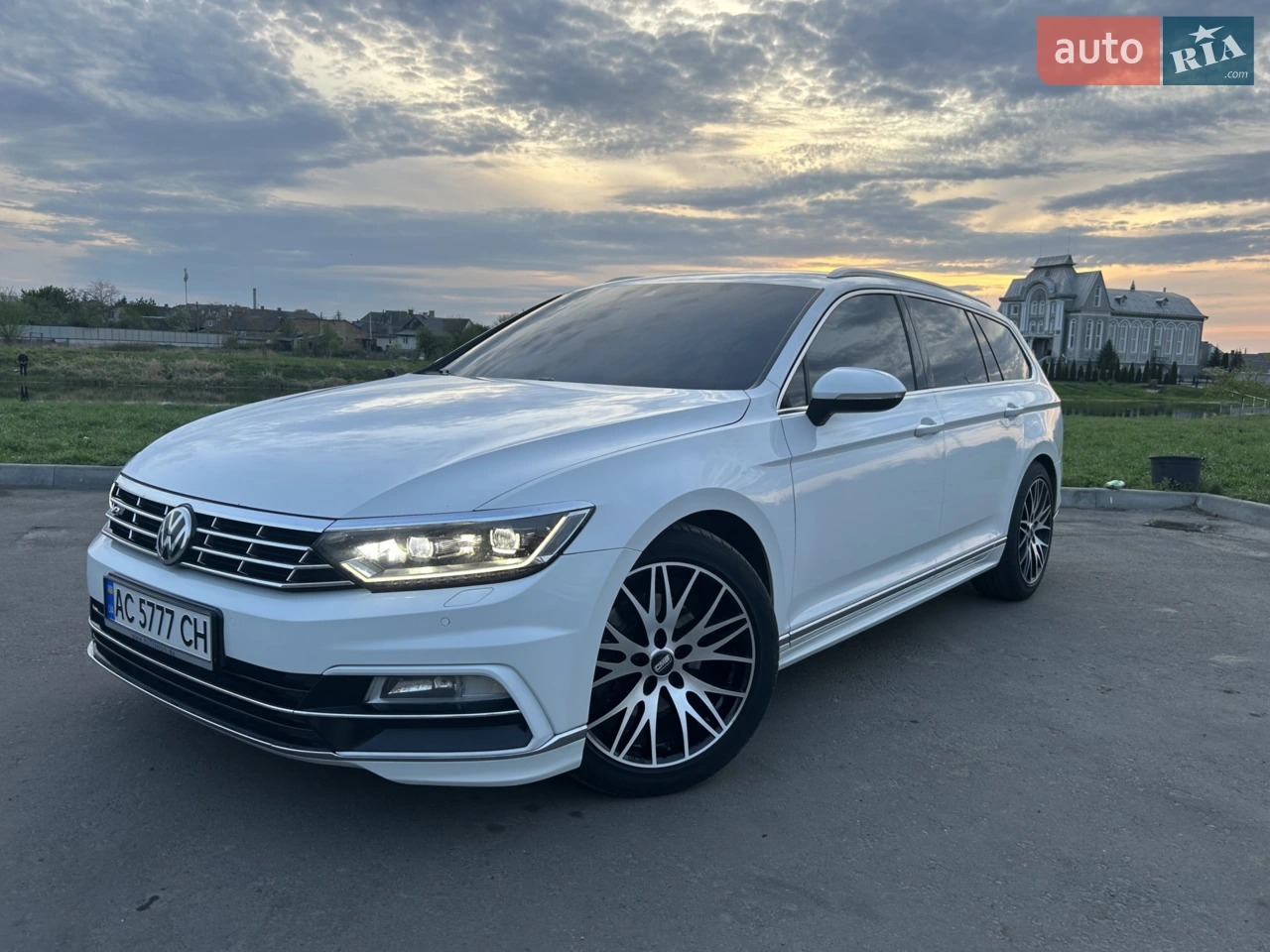 2017 Volkswagen Passat - мініатюра 16