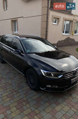 Универсал Volkswagen Passat 2015 в Львове