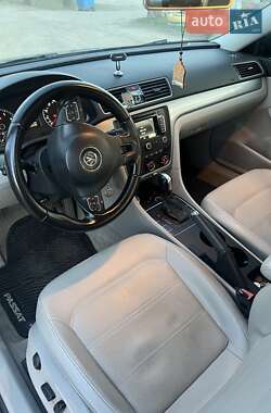 Седан Volkswagen Passat 2013 в 