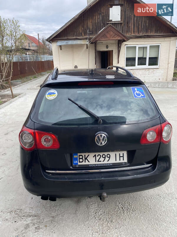 Универсал Volkswagen Passat 2006 в Гоще