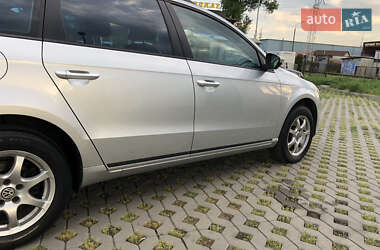 Універсал Volkswagen Passat 2011 в 