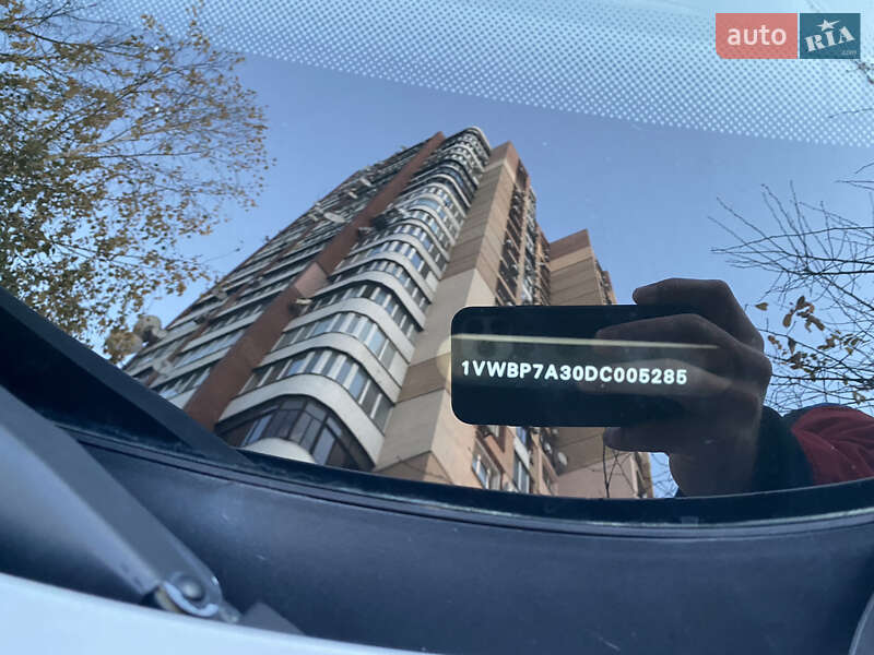 Седан Volkswagen Passat 2012 в Києві