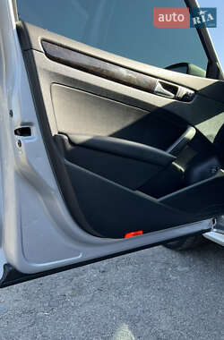Седан Volkswagen Passat 2014 в 