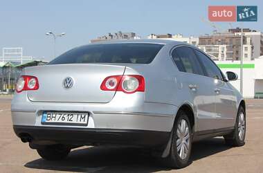 Седан Volkswagen Passat 2006 в 