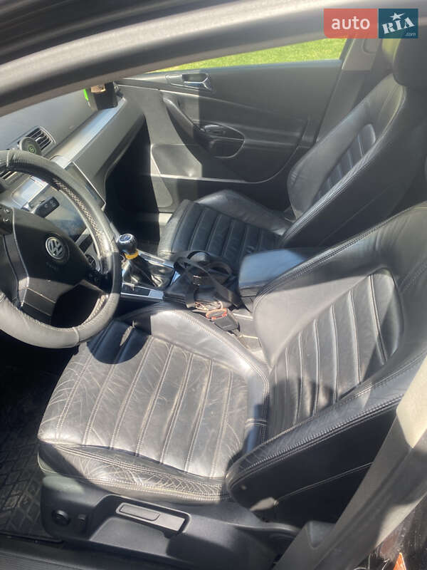 Универсал Volkswagen Passat 2006 в Ужгороде