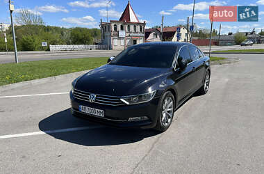 Седан Volkswagen Passat 2015 в 