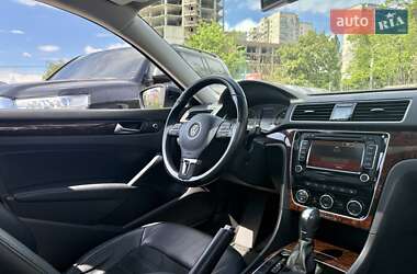 Седан Volkswagen Passat 2012 в 