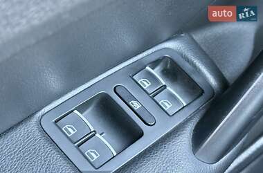 Седан Volkswagen Passat 2012 в 