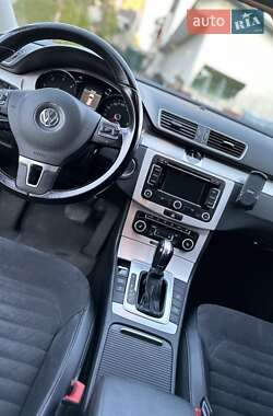 Универсал Volkswagen Passat 2012 в 
