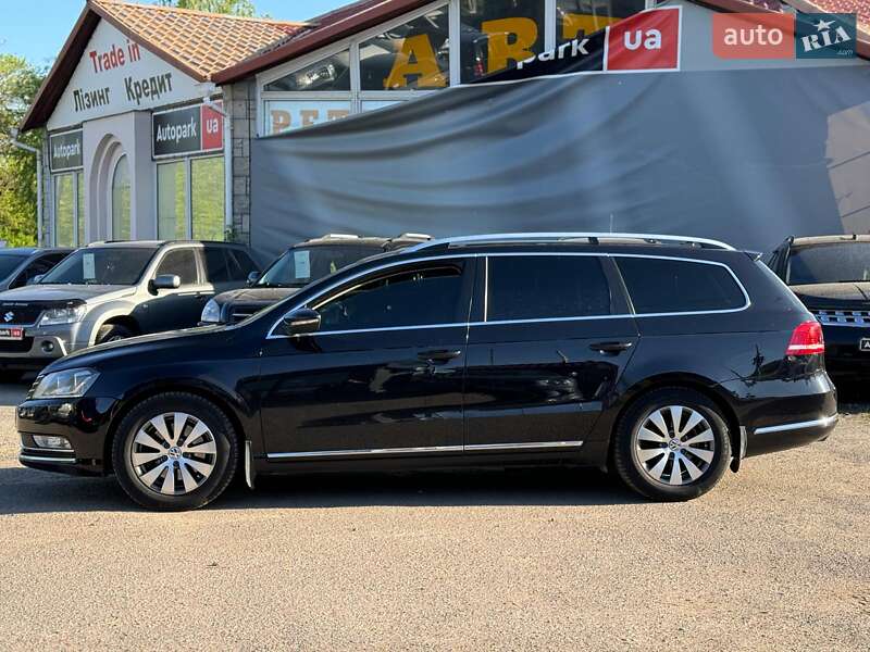 Універсал Volkswagen Passat 2011 в Вінниці