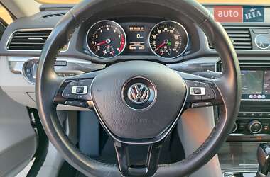 Седан Volkswagen Passat 2016 в 