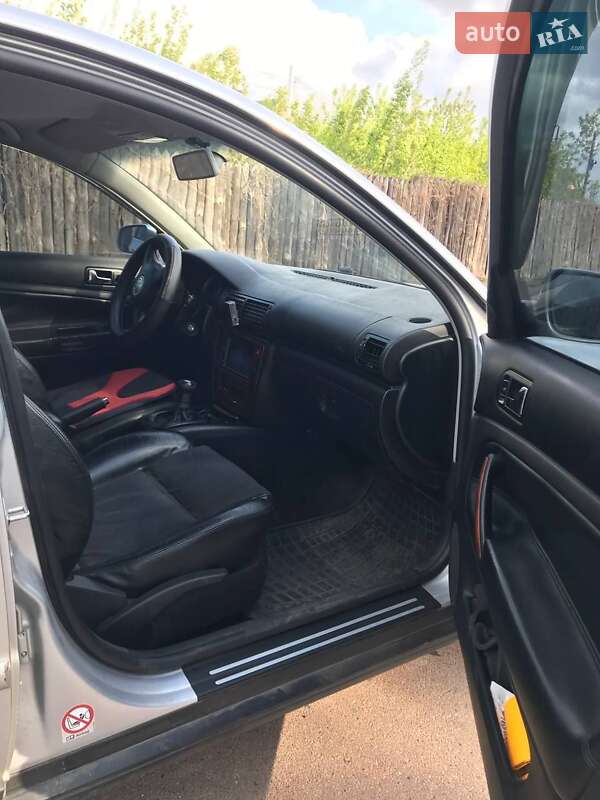 Седан Volkswagen Passat 2002 в Сумах