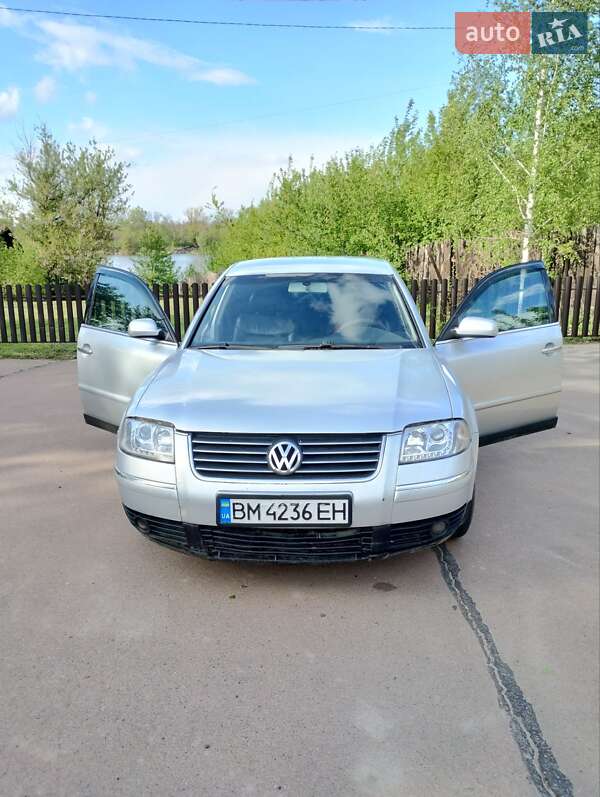 Седан Volkswagen Passat 2002 в Сумах
