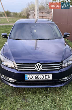 Седан Volkswagen Passat 2014 в Харькове