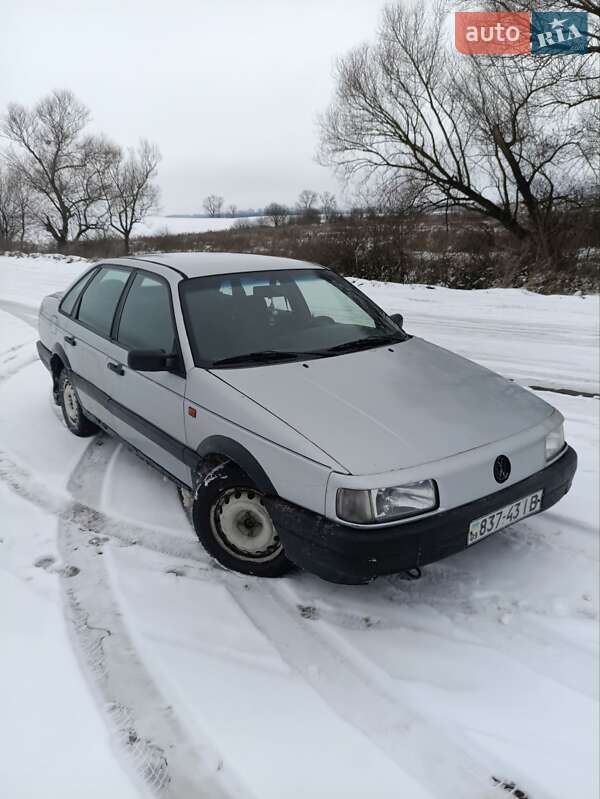 Volkswagen Passat 1991