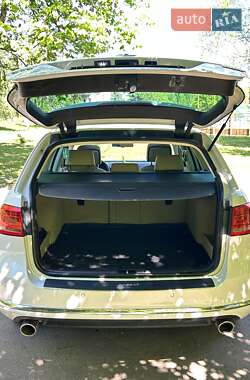 Универсал Volkswagen Passat 2012 в 