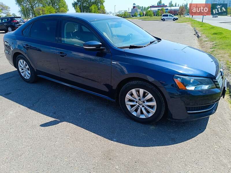 Седан Volkswagen Passat 2014 в Черкасах