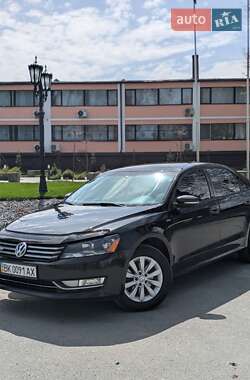 Седан Volkswagen Passat 2013 в Звягеле