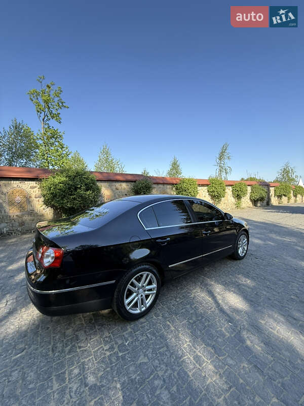 Седан Volkswagen Passat 2008 в Чернівцях