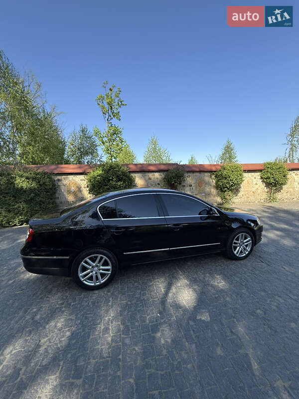 Седан Volkswagen Passat 2008 в Чернівцях