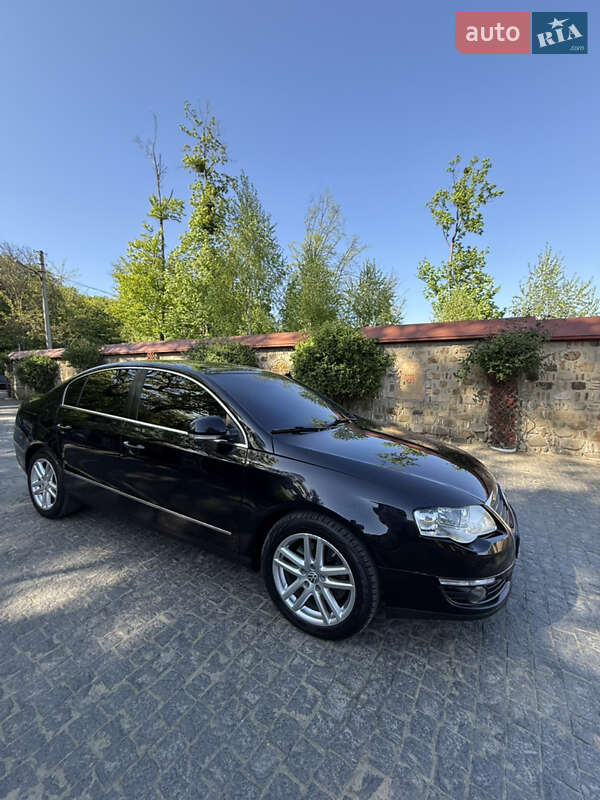 Седан Volkswagen Passat 2008 в Чернівцях
