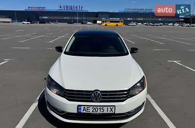 Седан Volkswagen Passat 2015 в 