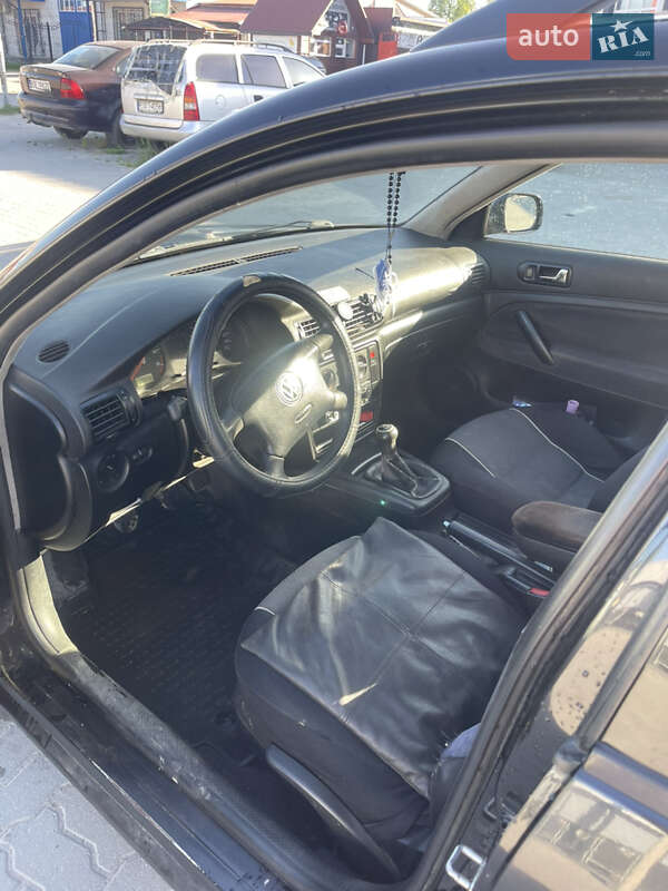 Универсал Volkswagen Passat 1999 в Золочеве