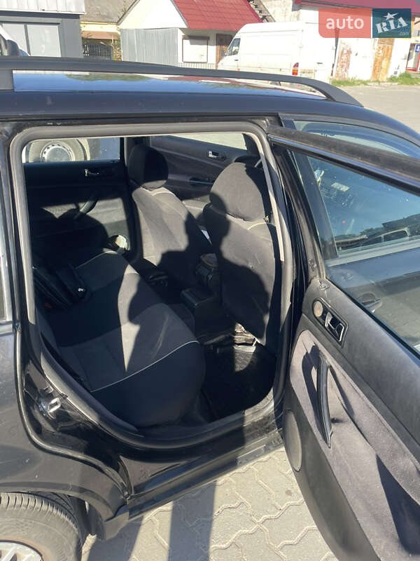 Универсал Volkswagen Passat 1999 в Золочеве