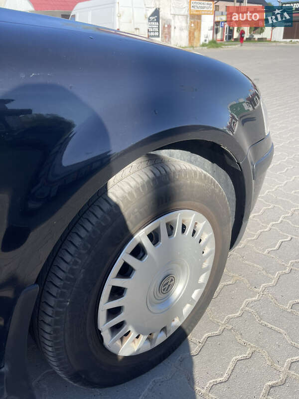 Универсал Volkswagen Passat 1999 в Золочеве